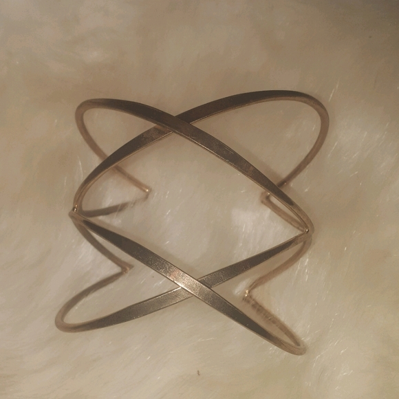 Double crisscross bracelet - Picture 1 of 3